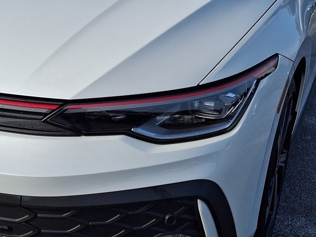 2025 Volkswagen Golf GTI 2.0T SE
