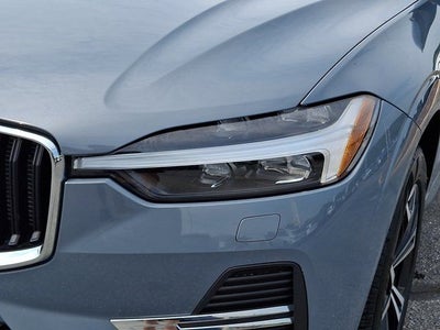 2022 Volvo XC60 B5 Momentum