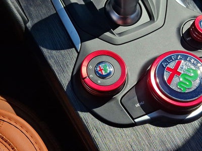 2019 Alfa Romeo Giulia Base
