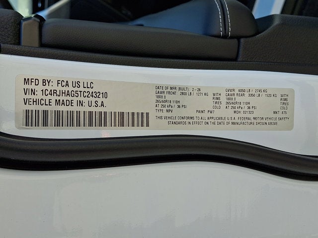 2026 Jeep Grand Cherokee Laredo