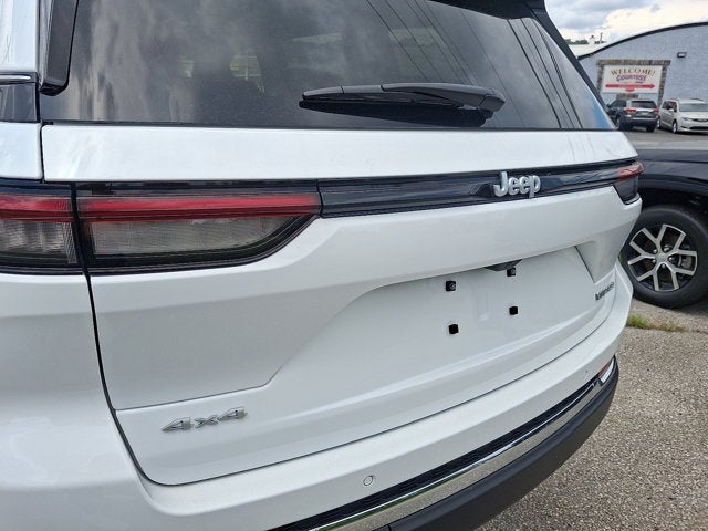 2025 Jeep Grand Cherokee Laredo X