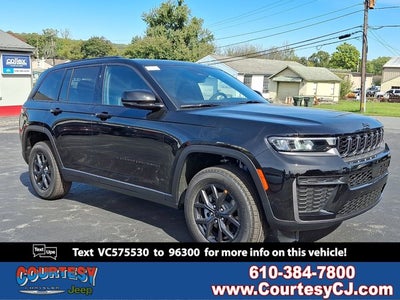 2027 Jeep Grand Cherokee Laredo Altitude