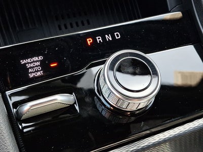2027 Jeep Grand Cherokee Laredo Altitude
