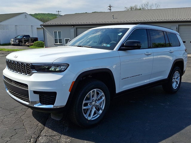2026 Jeep Grand Cherokee Laredo