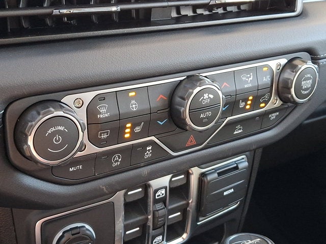 2026 Jeep Gladiator Sahara