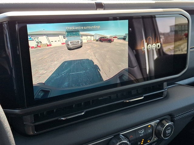 2026 Jeep Gladiator Sahara