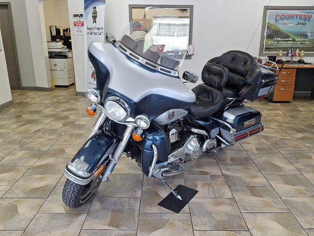 2001 Harley-Davidson Flht Cui Base