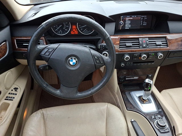 2010 BMW 528i 528i xDrive