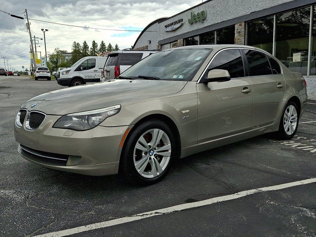2010 BMW 528i 528i xDrive